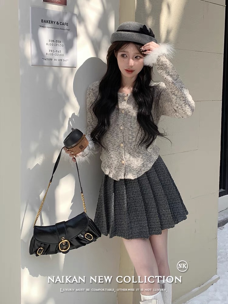 Naikan Berlin Lovers Autumn and Winter Lazy Style Knitted Fur Edge Slim Sweater