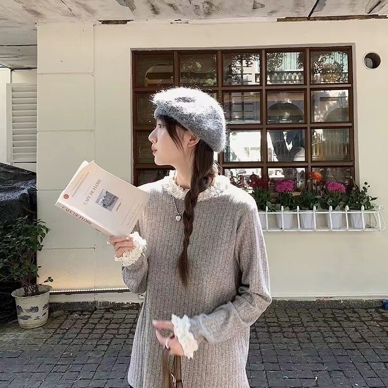 Korean style sweet solid color lace inner long-sleeved T-shirt for women autumn new slim fit short style versatile clothing