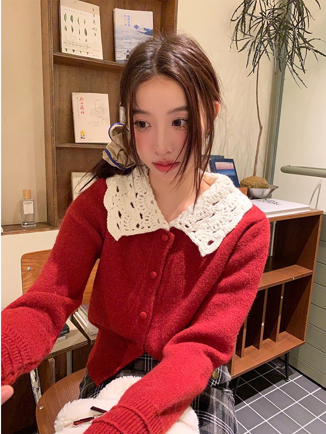 Korean style lace splicing doll collar short sweater sweater for women autumn and winter atmosphere slim cardigan jacket