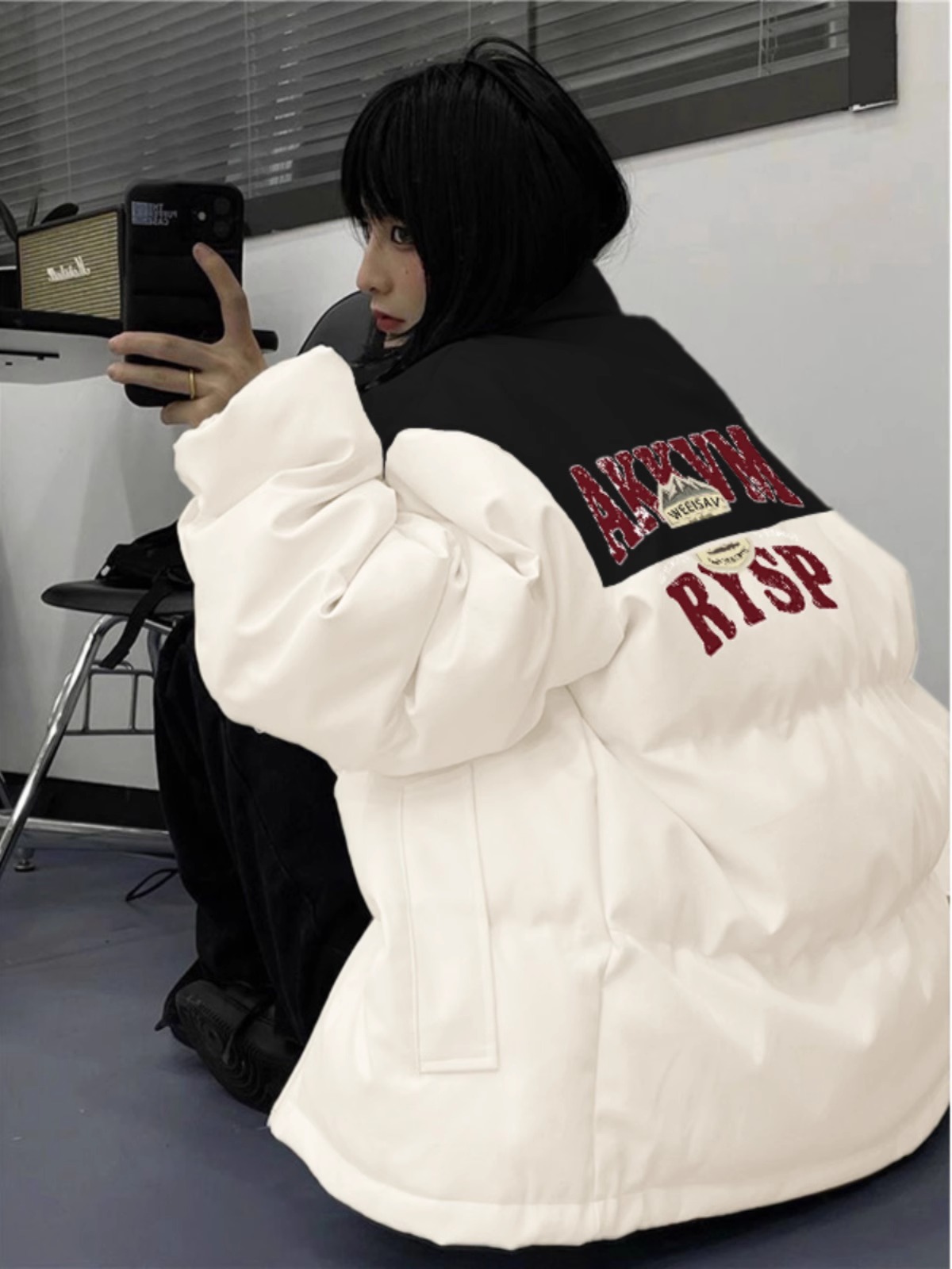 High-quality hand-stuffed cotton thickened winter new loose double-color printed cotton coat and bread coat for women