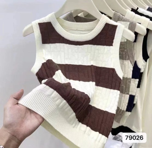 New Korean style small fresh round neck contrast striped knitted vest