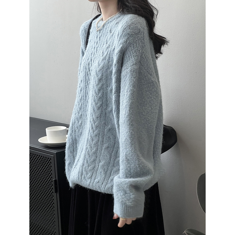 Actual shot ~ Retro twist sweater for women, winter thickened loose lazy style bottoming sweater