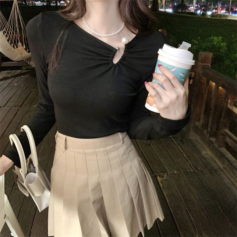 Delong 2023 autumn and winter new pure lust style long-sleeved T-shirt pearl design niche temperament slim bottoming shirt