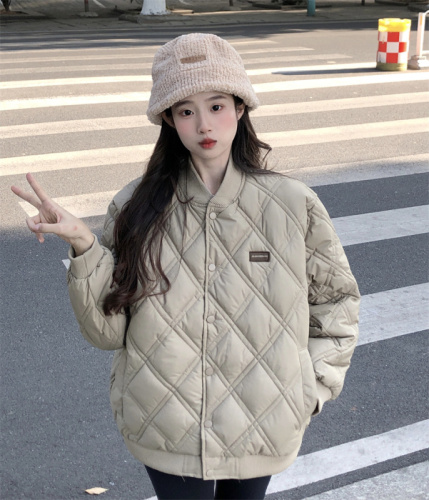 Real shot of rhombus cotton-padded jacket for women, niche design, oversize winter jacket, cotton-padded jacket