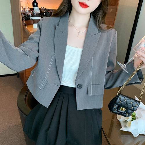 Real shot of small suit women's short coat spring and autumn small casual temperament top design professional suit