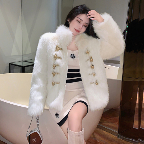Actual shot of  new winter style fox fur women's short style small fragrance young style Korean fashion fur coat