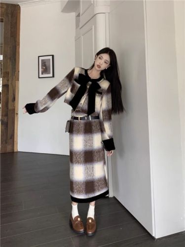 Maillard retro plaid bow long-sleeved woolen coat skirt women's autumn and winter 2023 new fashion suit