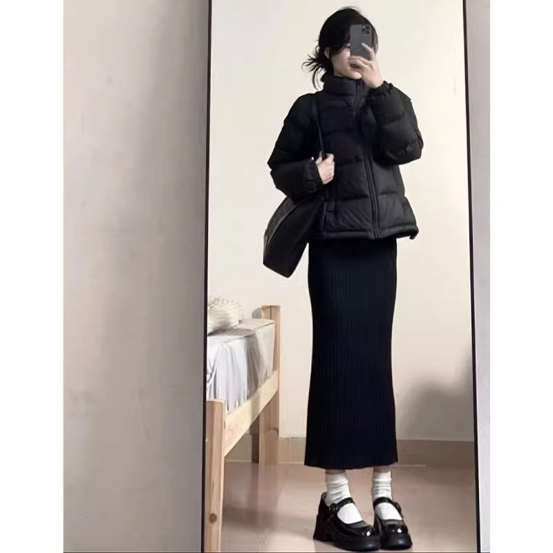 Short slim fit waist cotton coat for women winter 2023 European and American ins thin light jacket for small people