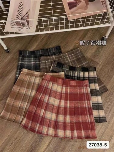  Autumn and Winter New Korean Style Retro College Style Pleated Woolen Skirt