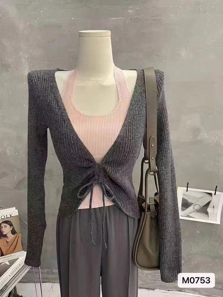 2023 new autumn and winter design hot girl halterneck splicing fake two-piece drawstring long-sleeved top for women