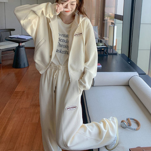 Sports street sweatshirt suit for women, spring, autumn and winter 2023 new model for small people, two-piece suit to reduce age and style