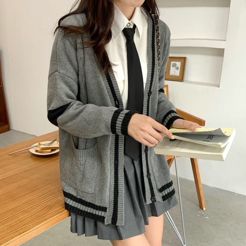 2023秋冬新款韓版復古寬鬆V領毛衣外套女學院風顯瘦針織開衫