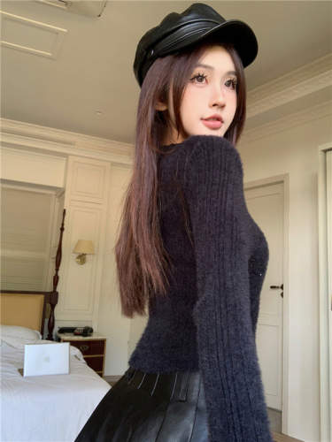 Real shot of winter lace stitching fake two-piece imitation mink fur design top bottoming sweater