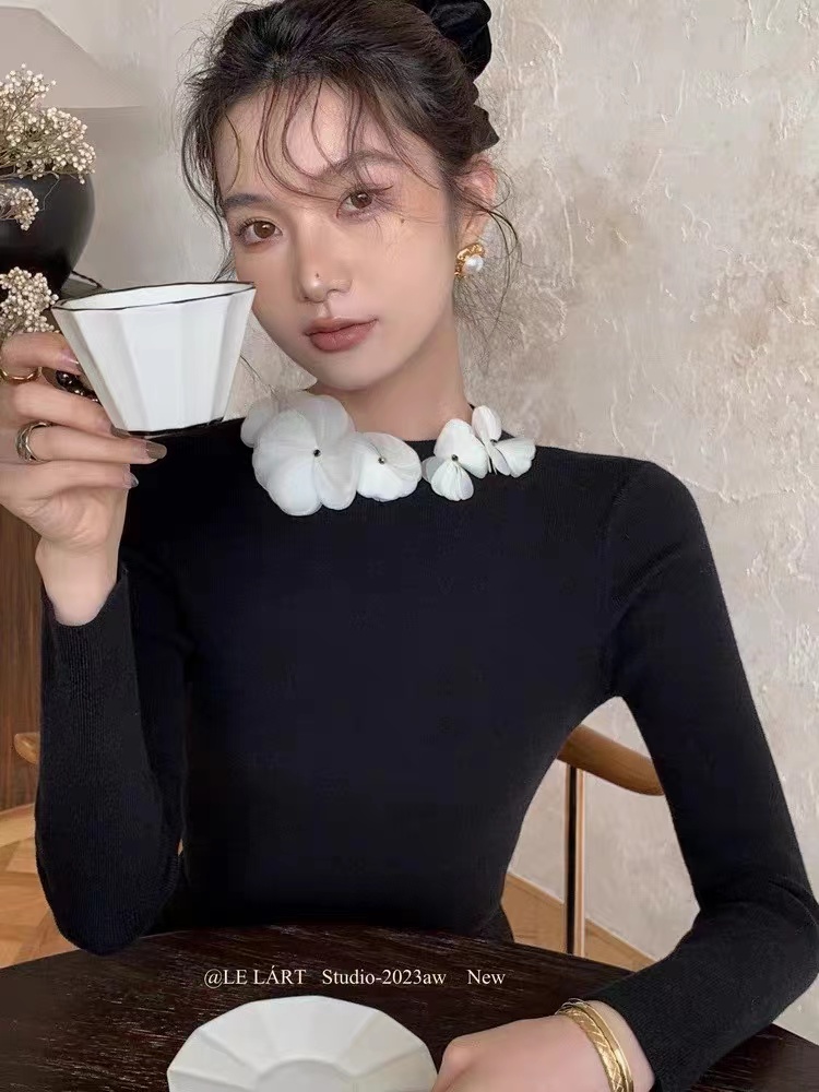 LELART秋季新款法式氣質高級感針織衫女顯瘦優雅名媛花朵領毛衣