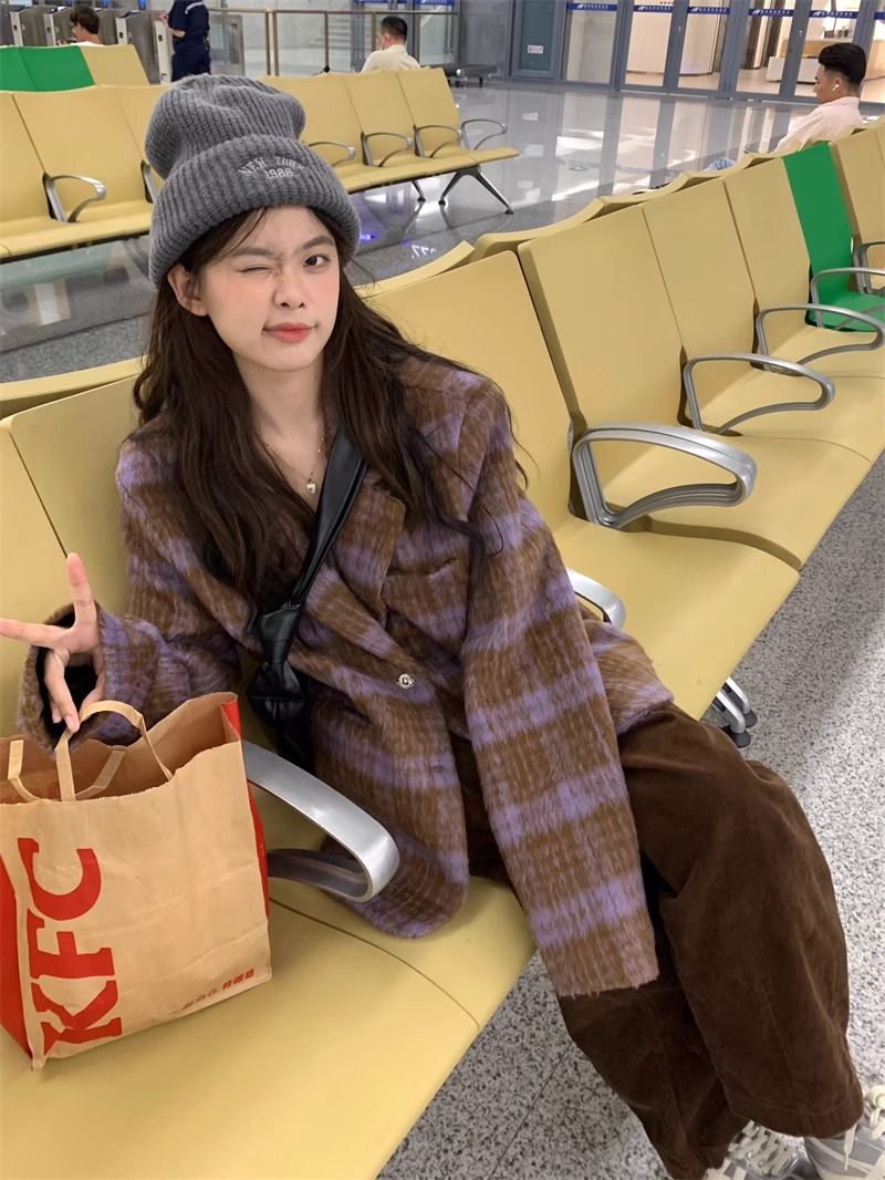 Retro plaid woolen coat for women autumn and winter 2023 new loose mid-length salt style long-sleeved woolen suit coat