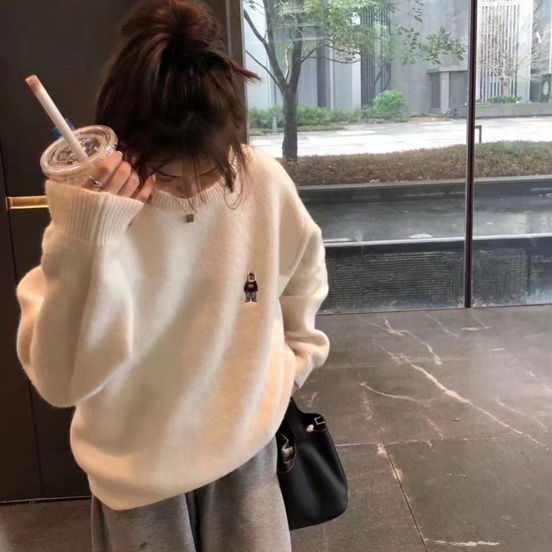小熊刺繡軟糯韓系慵懶風套頭毛衣女2023新款秋冬寬鬆外穿溫柔上衣