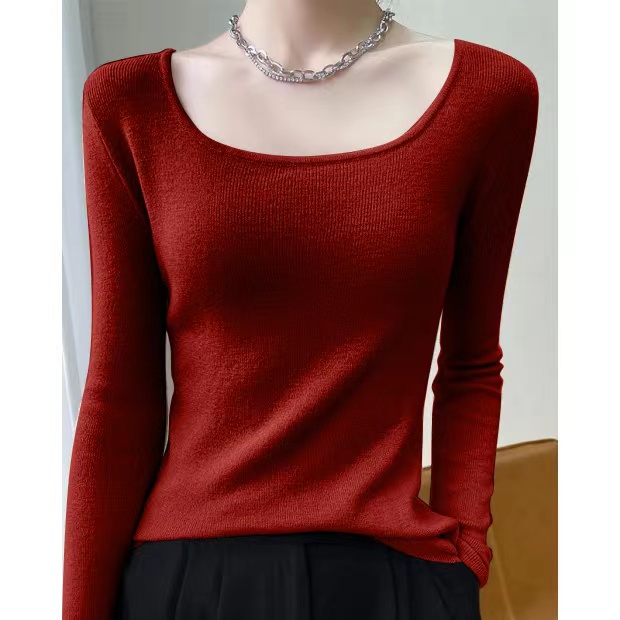 Autumn and winter fashionable and fashionable low-necked sweaters for women, slim-fitting inner layering sweaters, high-end woolen sweater tops