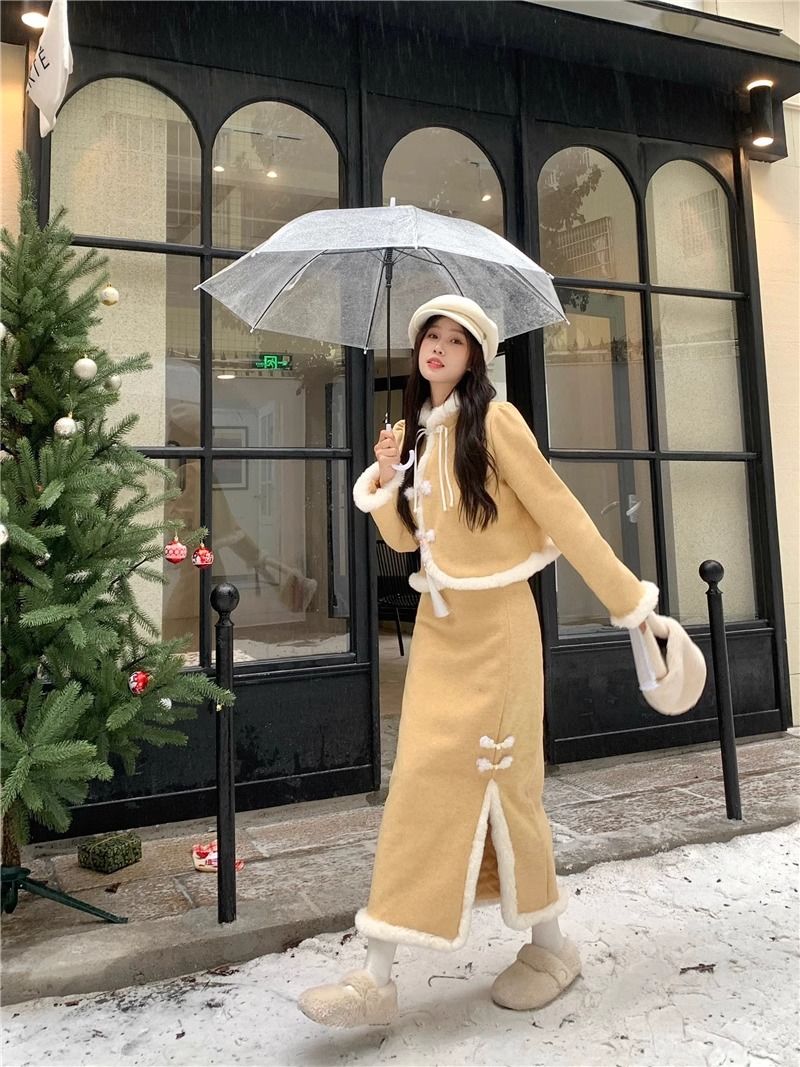 New Chinese style high-end quilted thickened temperament buckle jacket half-length skirt for women winter 2023 new two-piece set
