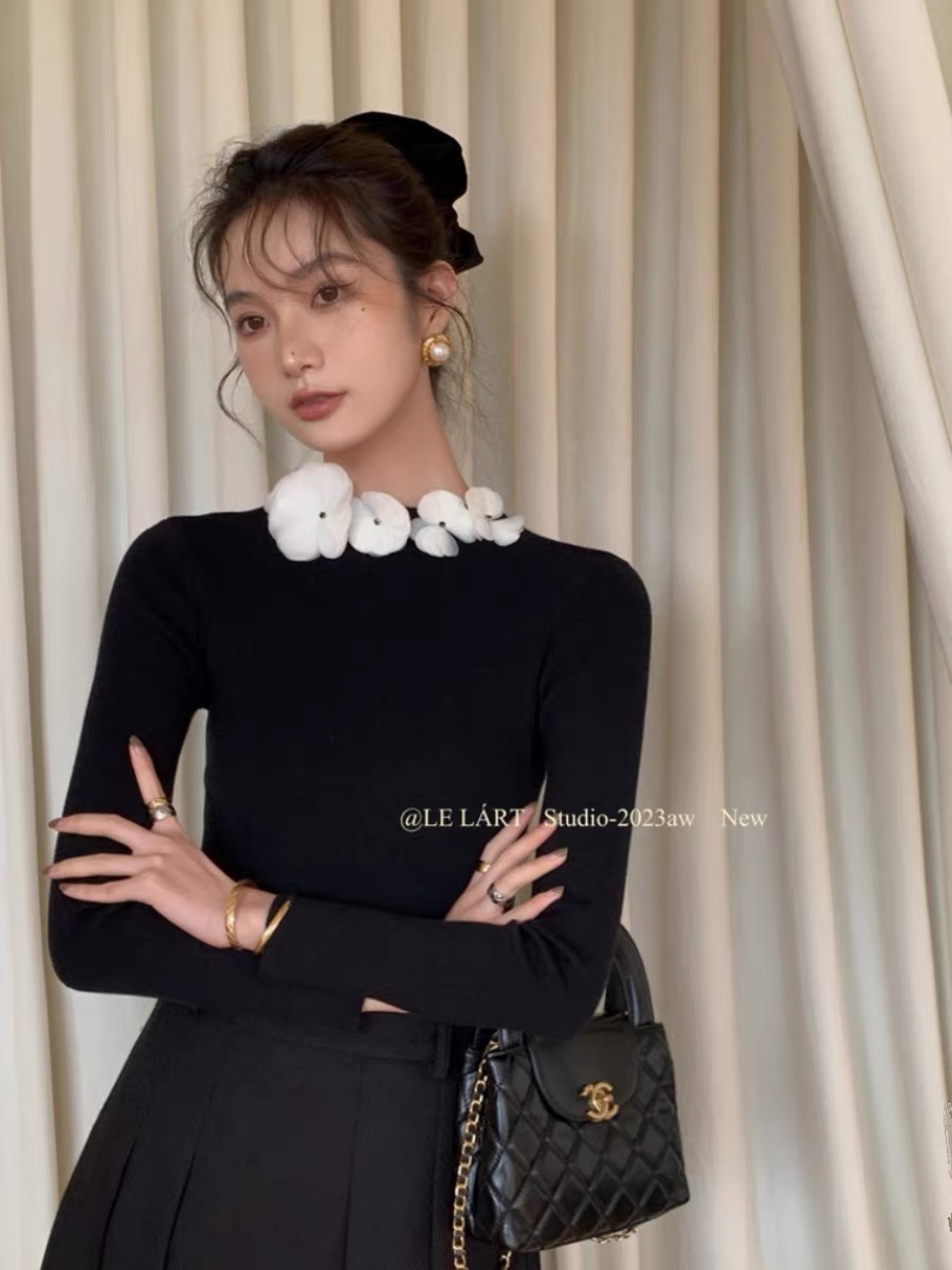 French style flower collar knitted bottoming shirt for women, autumn and winter high-end, super nice, chic and beautiful little top