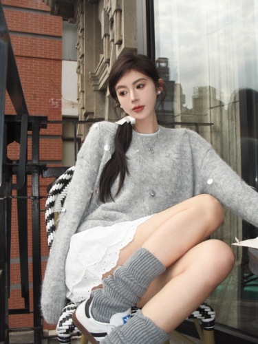 实拍 韩版设计感温柔优雅氛围感毛衣小众工艺亮片气质针织衫
