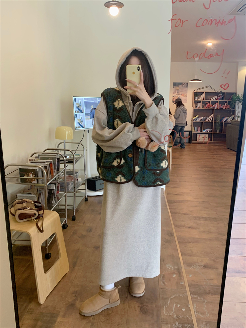 實拍 復古花紋加絨搖粒絨羊羔毛小馬甲+加厚加絨長款衛衣裙