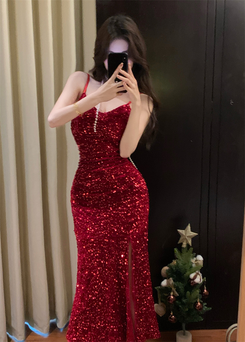 實拍  年會亮片新年戰袍性感開叉酒紅色吊帶包臀禮服裙小黑裙