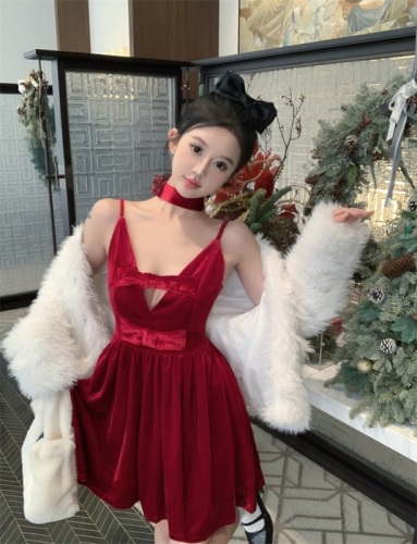 实拍！！秋冬法式纯欲风红色圣诞新年丝绒连衣裙小心机露背裙