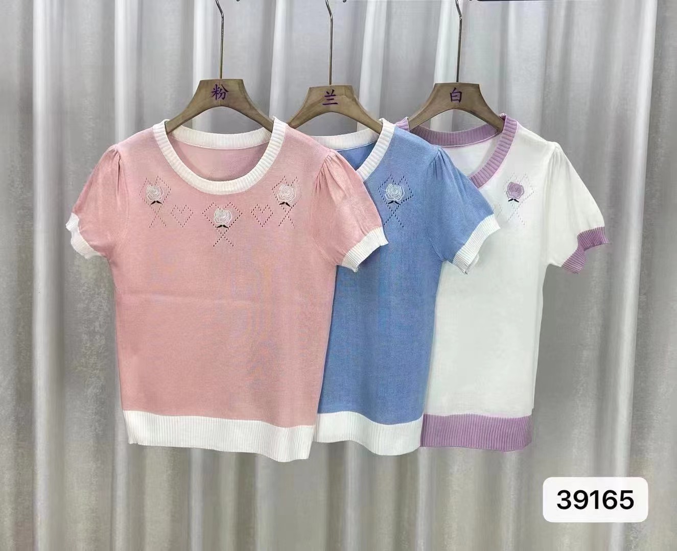 新款設計感甜美小清新撞色花朵刺繡百搭短袖上衣女