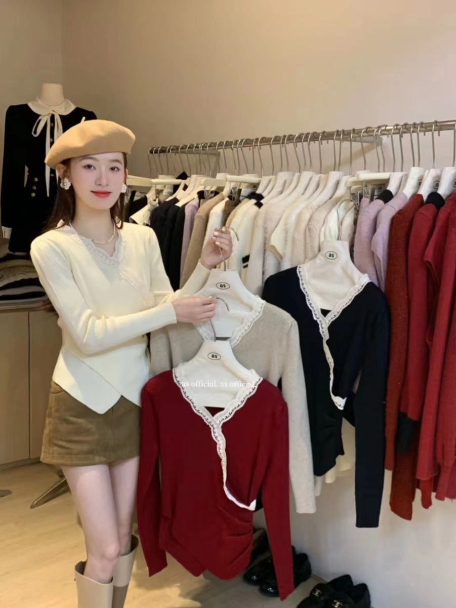韓版V領蕾絲拼接打底衫女高級感毛衣女款2023年新款秋冬針織上衣