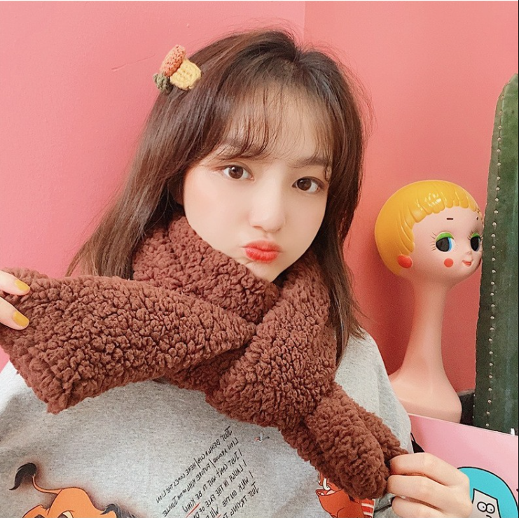 秋冬可愛少女純色羊羔絨圍巾韓版百搭細款長圍脖學生軟妹簡約圍巾