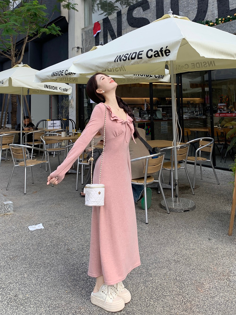 法式溫柔風減齡磨毛加厚連衣裙子女秋冬季收腰顯瘦針織A字中長裙