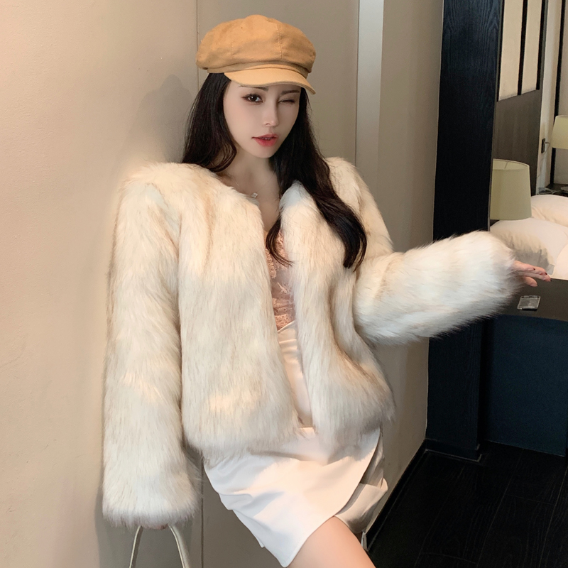 Actual shot of 2023 new socialite winter fur coat for women environmentally friendly artificial fox fur plush warm coat thick