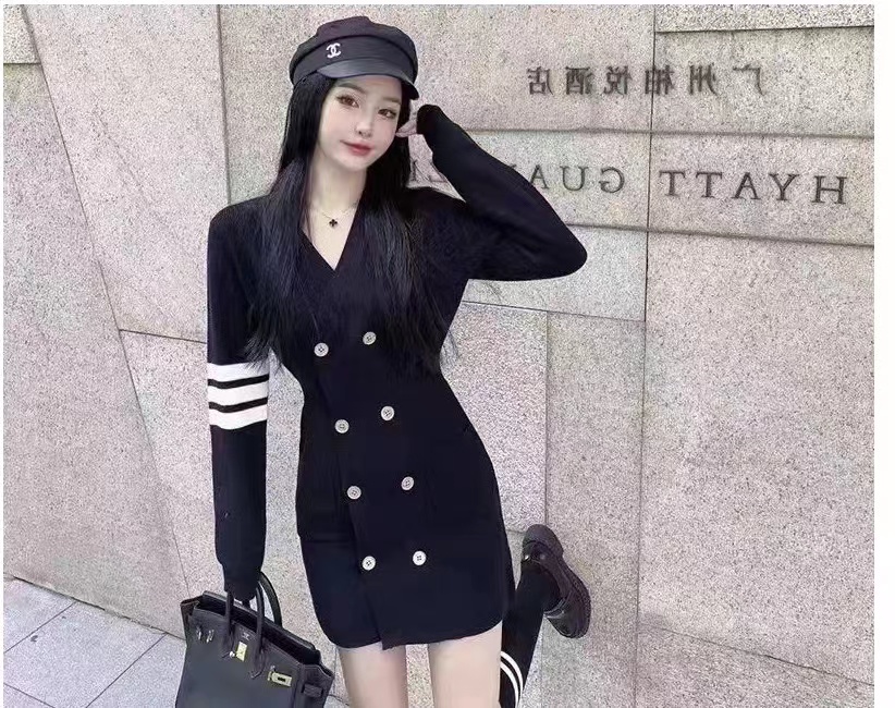小個子v領修身毛衣打底包臀短裙子秋冬長袖收腰小香風針織連衣裙