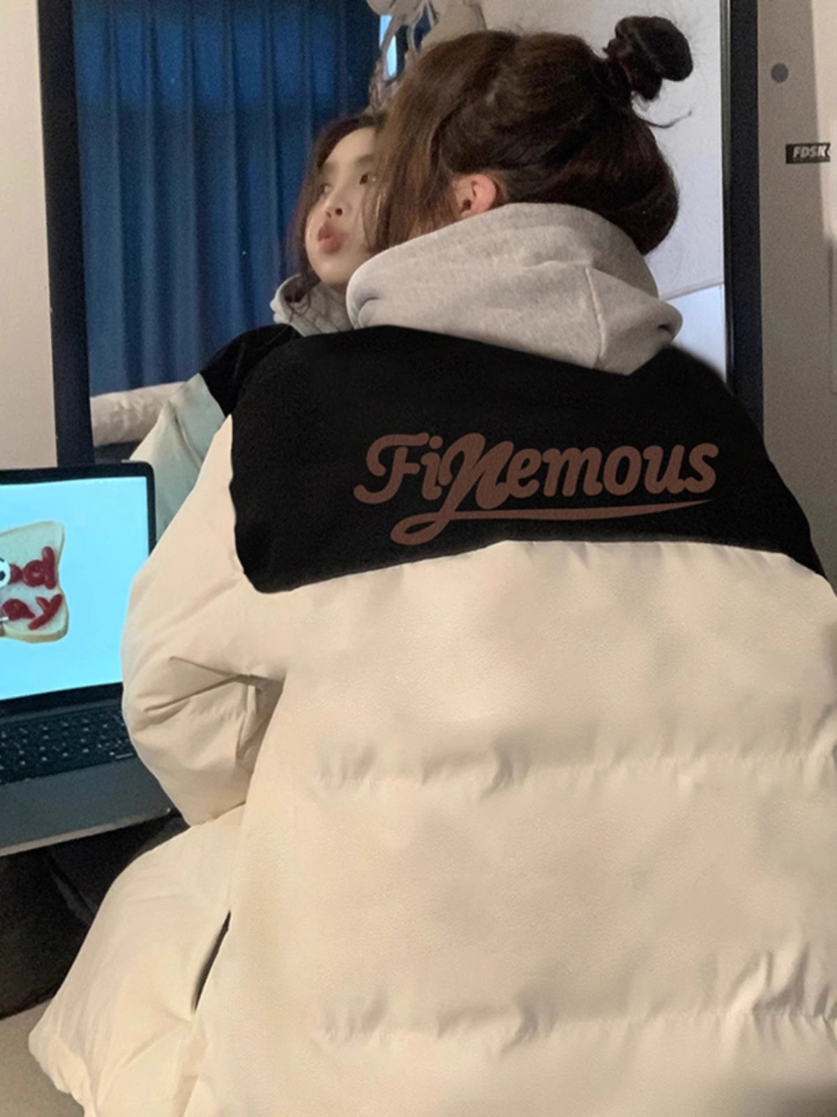 High-quality hand-stuffed cotton thickened winter new loose double-color printed cotton coat and bread coat for women