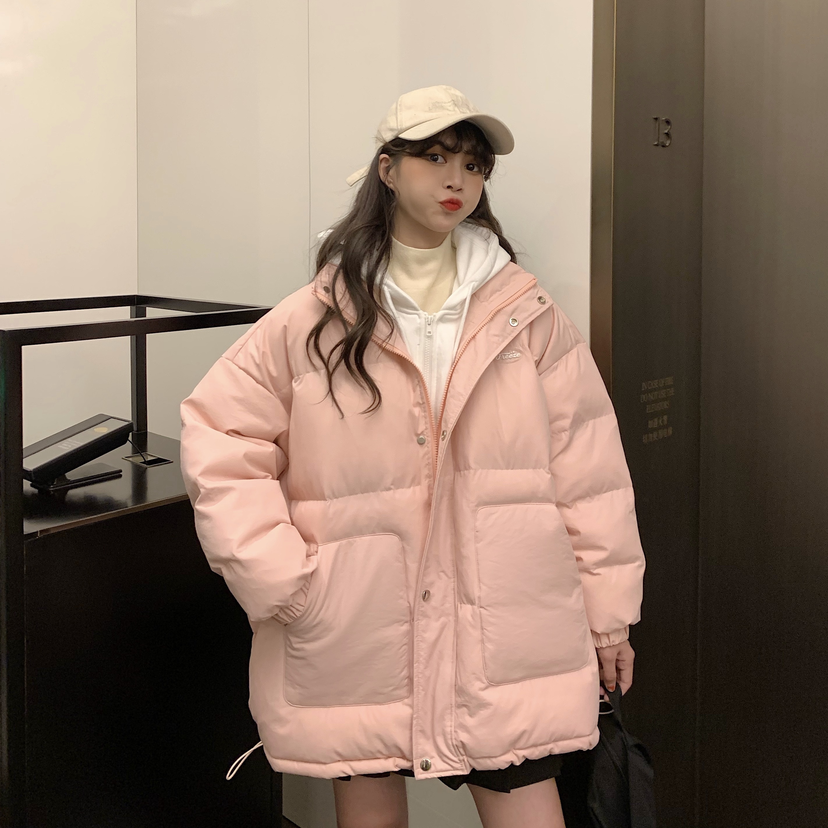 實拍~2023韓版寬鬆設計感假兩件連帽棉服外套女加厚麵包服