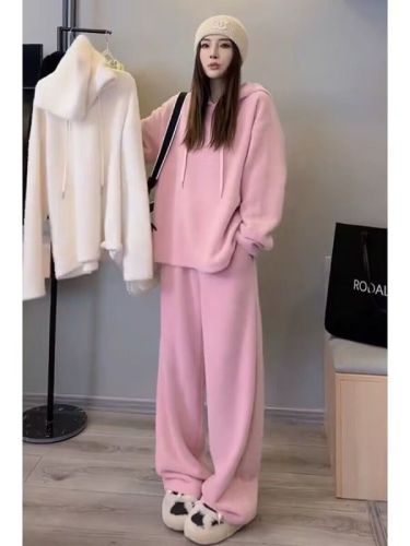  Autumn and Winter Lazy Style Solid Color Loose Slim Soft Plush Plush Hooded Top High Waisted Casual Pants Two-piece Set for Women