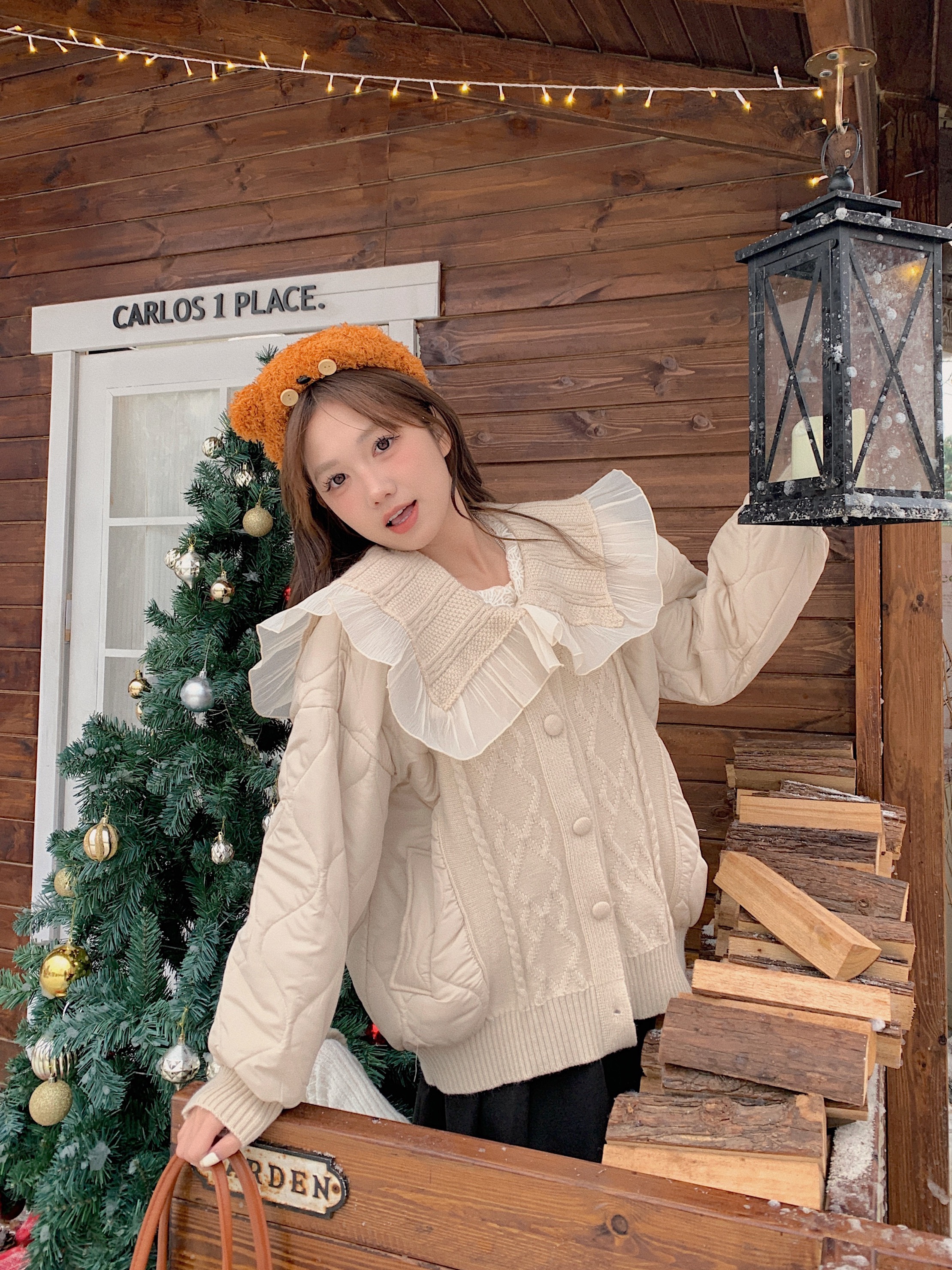 Real shot of Korean milk-style sweet age-reducing doll collar knitted lace thickened jacket for women winter quilted cotton clothing