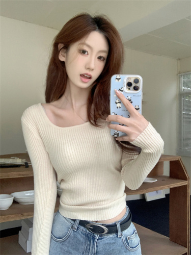 Real shot of square neck slim fit long-sleeved bottoming sweater top European black sweater for women