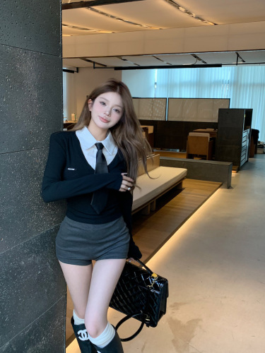 Actual shot Korean version slimming fake two-piece sweet and spicy long-sleeved bottoming shirt versatile student tie top