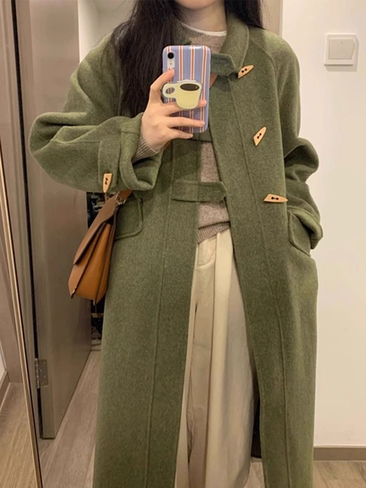 綠色牛角扣呢子大衣女秋冬季2023新款高級感小個子赫本風毛呢外套