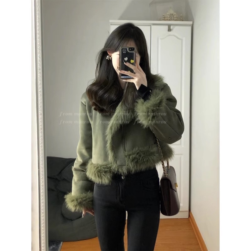 Winter warm atmosphere fur integrated suede jacket temperament plush lapel petite coat