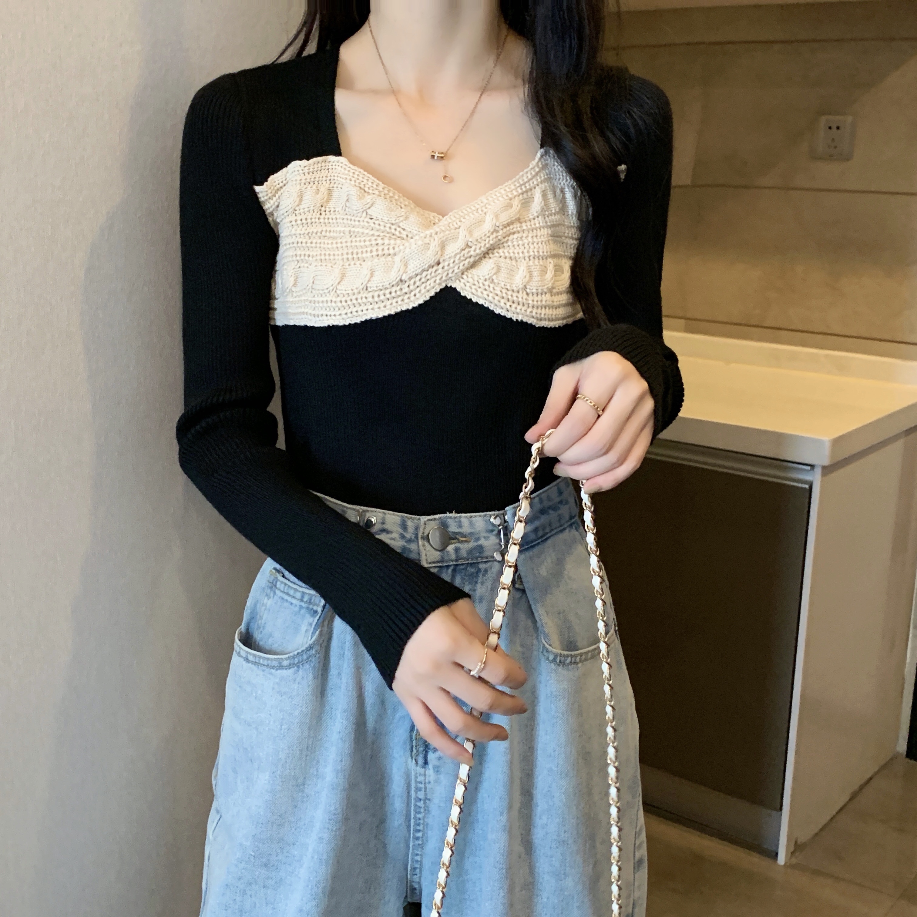 實拍~方領麻花交叉長袖針織衫毛衣秋冬季套頭修身辣妹上衣女