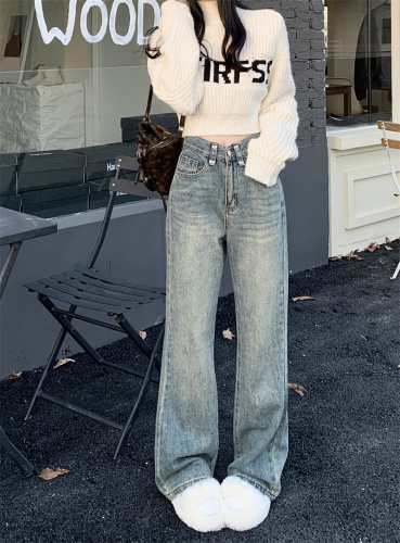 Actual shot of new high-waisted, loose, slim and versatile long jeans for women