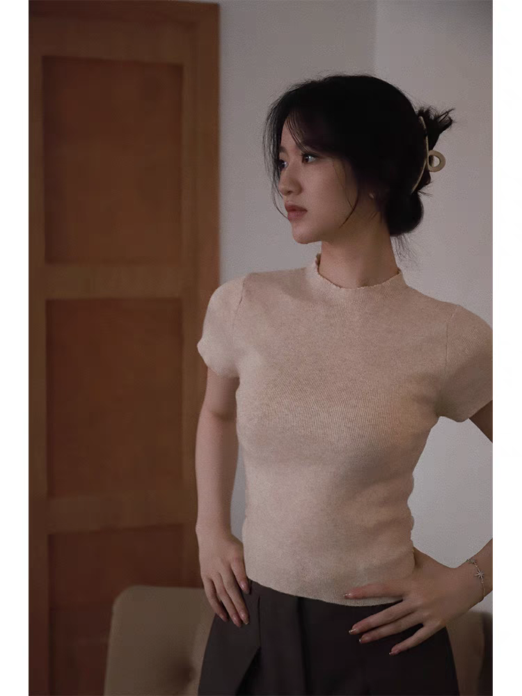 設計感小眾半高領修身氣質顯瘦針織衫上衣女