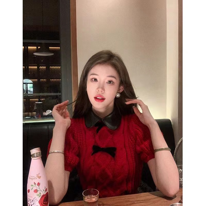 法式復古新年紅色短款針織上衣冬季甜辣妹泡泡袖時尚減齡打底衫女