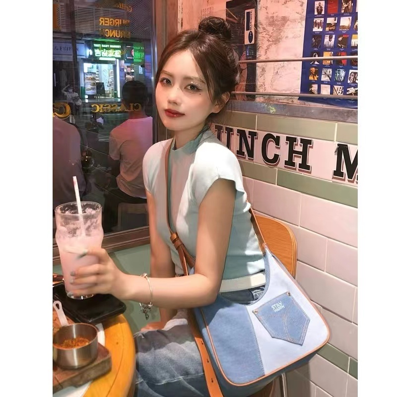 藍色小飛袖針織短袖t恤女夏季設計感小眾別致短款甜辣妹修身上衣