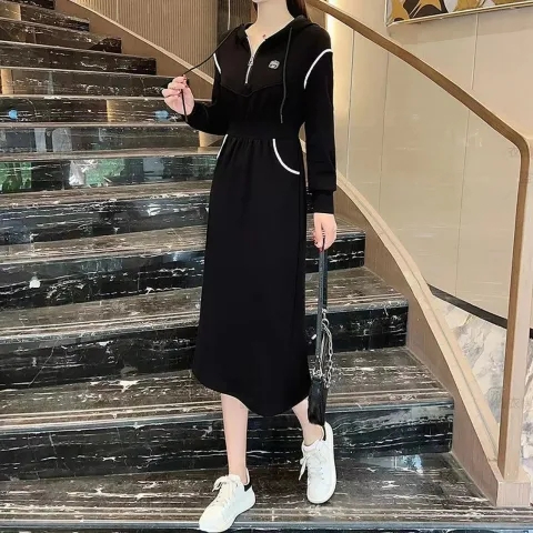 小個子連衣裙女2023春季新款時尚連帽抽繩A字裙收腰顯瘦中長裙子