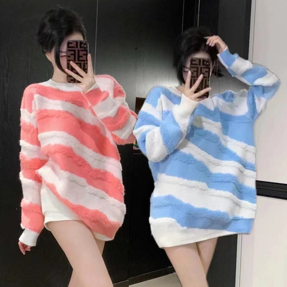 Manufacturer's genuine high-end Japanese style retro lazy style sweater for women in autumn and winter, versatile gentle style round neck