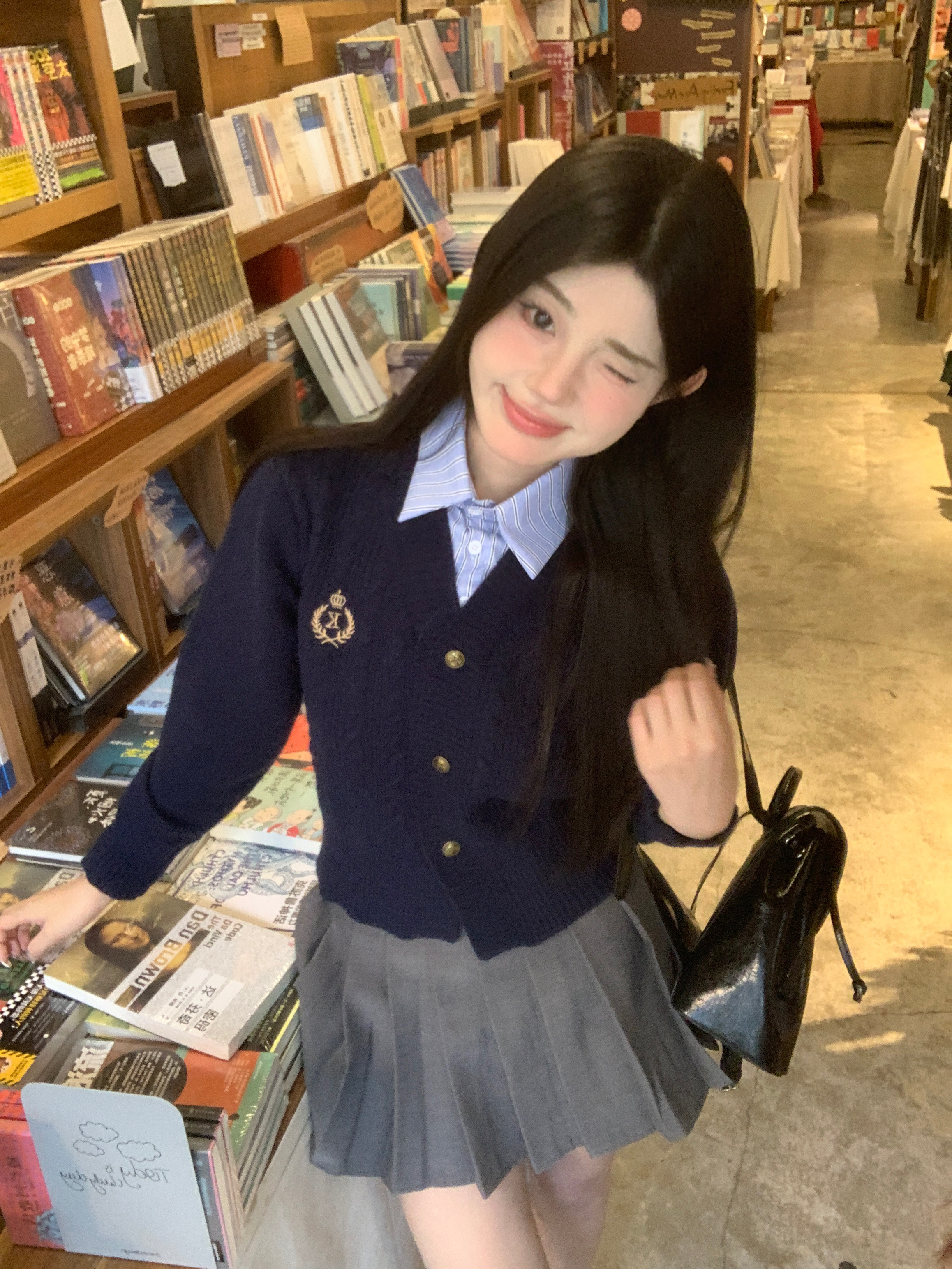 Real shot of college style suit fake two-piece knitted cardigan top long skirt pleated skirt salt two-piece set