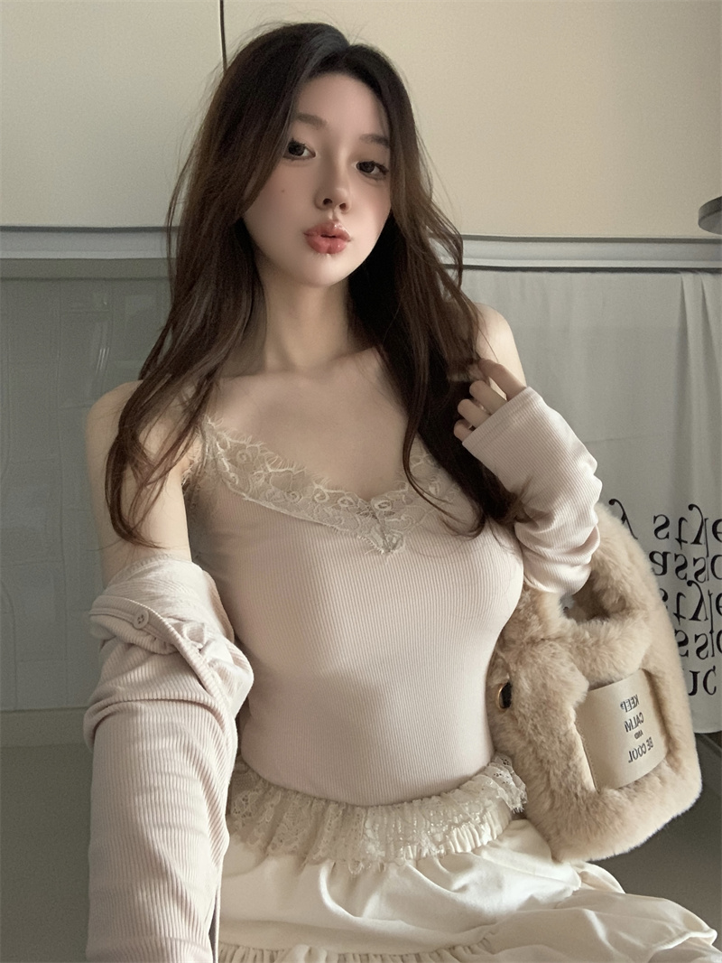實拍  純欲背心吊帶女設計蕾絲拼色辣妹內搭長袖外衫兩件套